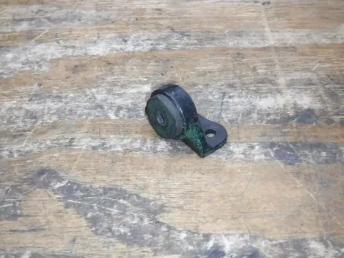 1991 Kx125 (A) Fuel Tank Mounts Grommet Gas Petrol Bracket Frame