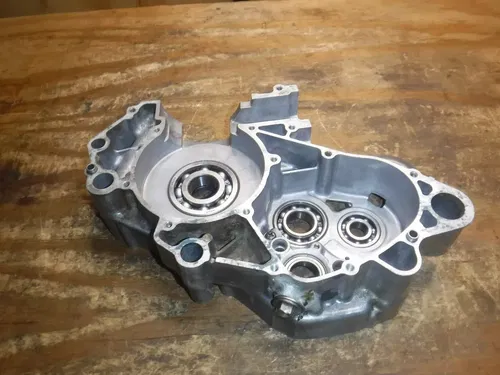 1995 Rm250 Crankcase Right Side Engine HAS A CRACK