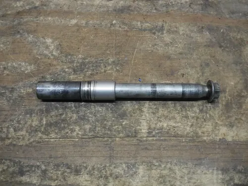 1997 CR250 CR250r Front Axle Spacers Shaft Bolt 1995 1996 1998 1999 2000 2001