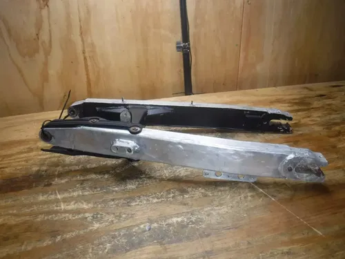 1990 KDX200 Kawasaki Swing Arm Swingarm Suspension Rear Arm