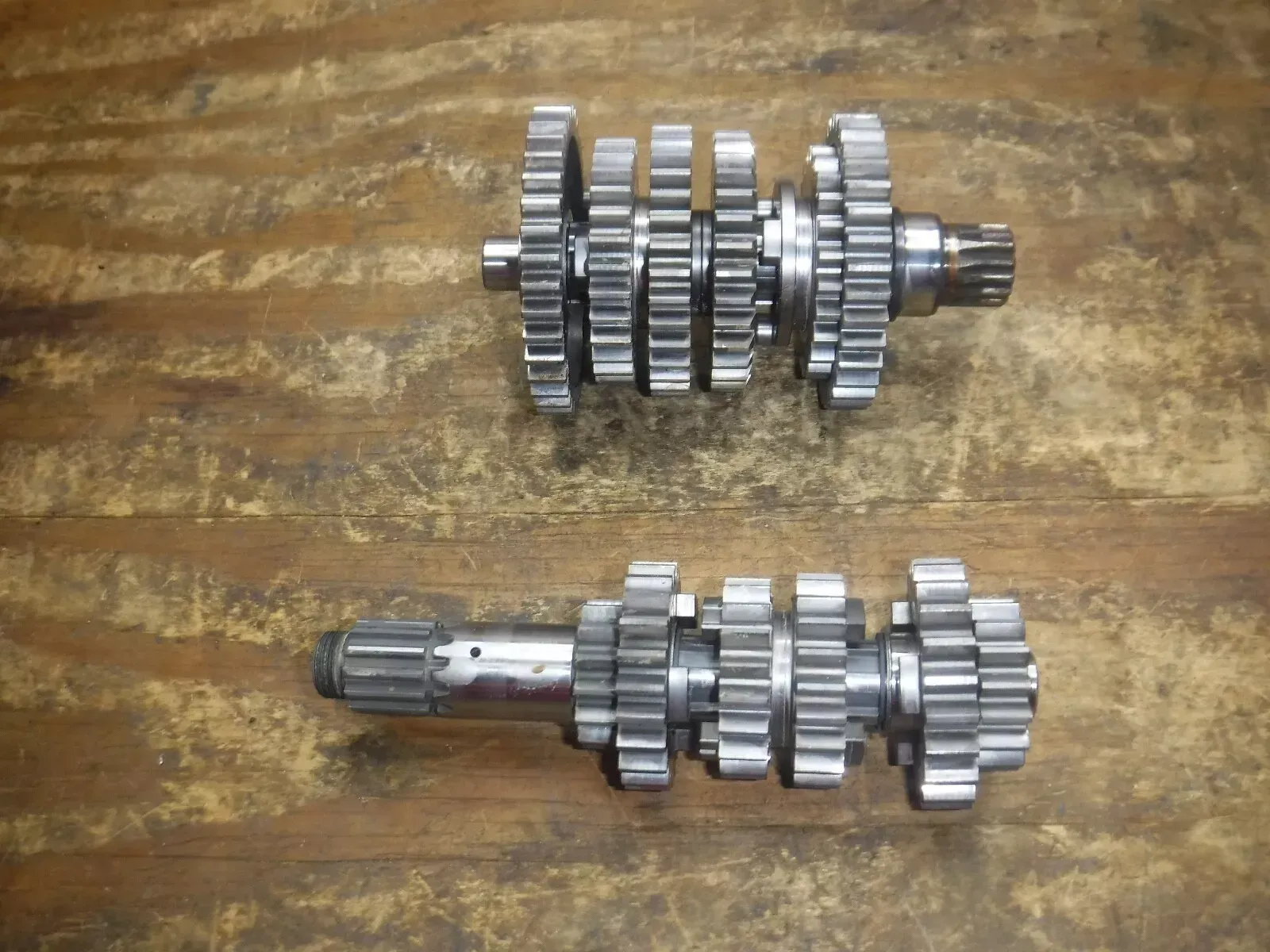 2004 KTM 250 EXC Transmission Gears Gear Box Main Counter Shaft