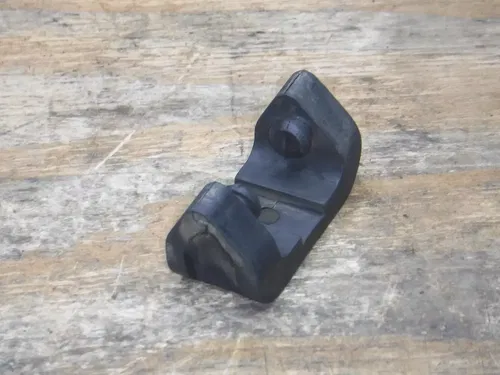 2001 Yz426f (A) Gas Tank Rubber Damper Frame Fitting