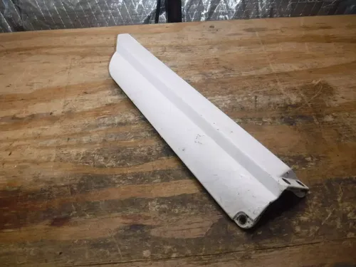 2001 Yz250f Right Side Front Fork Guard Plastic White