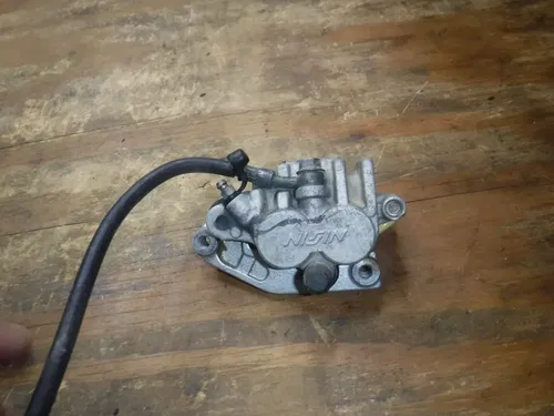 2000 Yz125 (B) Front Brake Assembly Line Caliper Master Cylinder 1998 1999 2000