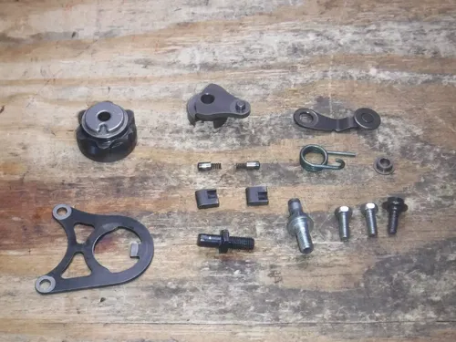 2010 CRF250R Gear Shift Linkage Selector Pawls Plate Bracket Assembly