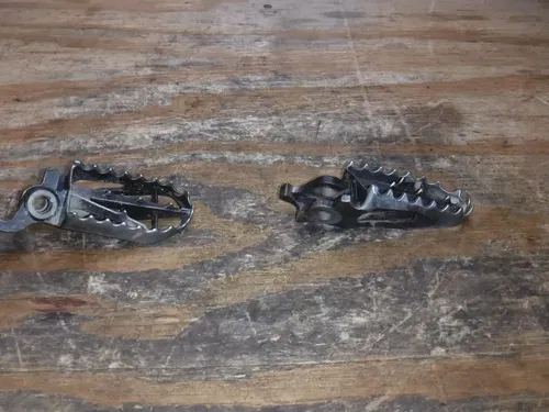 2012 Kx250fFoot Rests Pegs Frame Fittings Boot Pedal