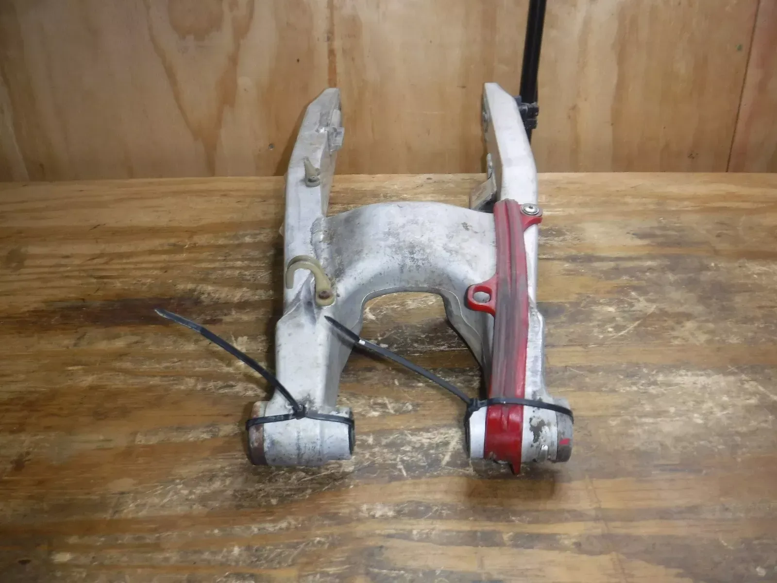 1991 Cr250 (A) Swing Arm Swingarm Suspension Rear Arm