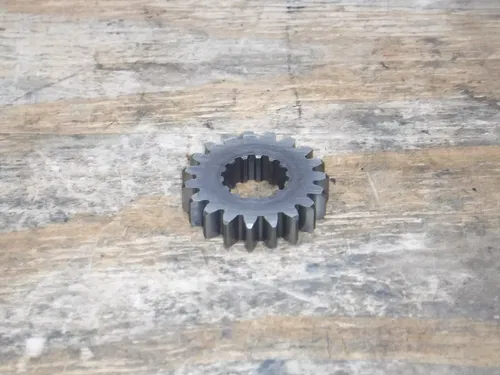 1996 Yz125 (A) Crankshaft Crank Primary Drive Gear