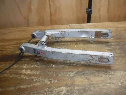 1996 Ds80 Swing Arm Swingarm Suspension Rear Arm