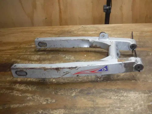 1996 Ds80 Swing Arm Swingarm Suspension Rear Arm
