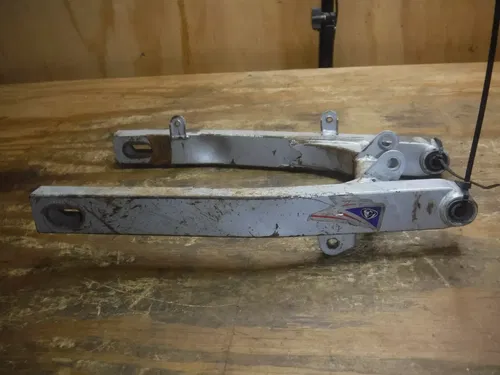 1996 Ds80 Swing Arm Swingarm Suspension Rear Arm