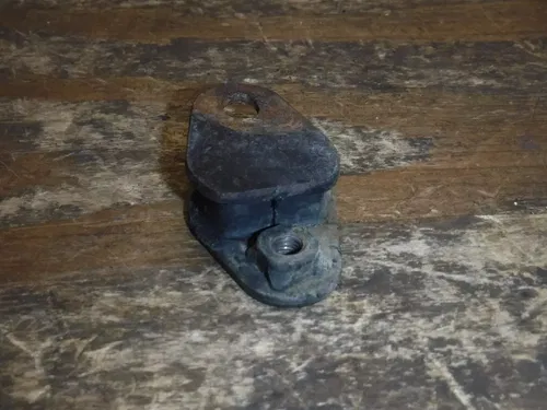 1988 Yz125 Exhaust Hanger Mounting Bracket