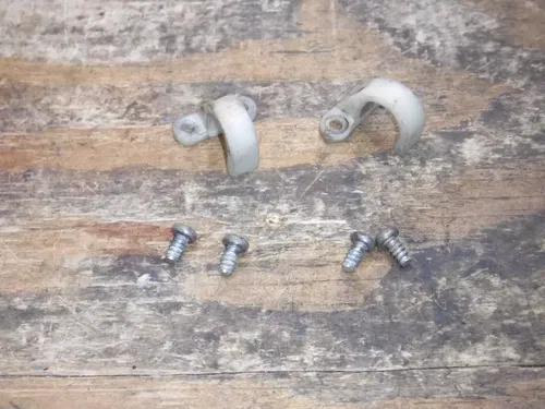Yz250 Rear Brake Line Guide Clasp Holder Swing Arm Plastic 1999