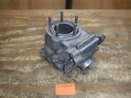 2000 Yz125 (B) Top End Jug Cylinder Engine Motor Head Damaged Good Power Valves