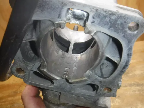 2000 Yz125 (B) Top End Jug Cylinder Engine Motor Head Damaged Good Power Valves
