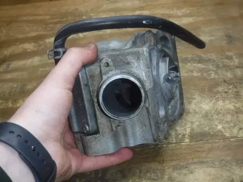 2000 Yz125 (B) Top End Jug Cylinder Engine Motor Head Damaged Good Power Valves