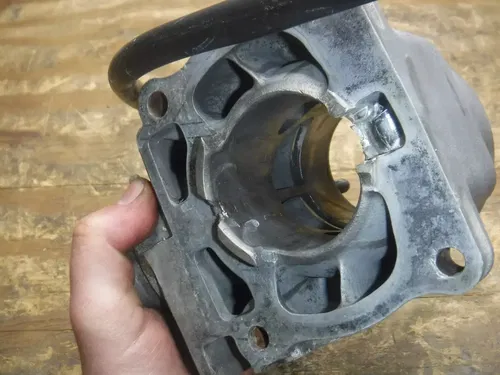 2000 Yz125 (B) Top End Jug Cylinder Engine Motor Head Damaged Good Power Valves
