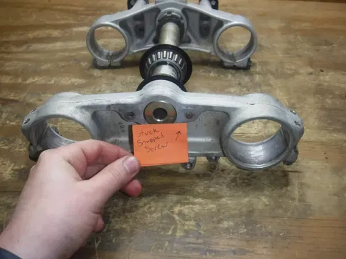 2000 Yz125 (B) Triple Clamps Tree Yokes Stem 1998 1999 2000 2001 2002