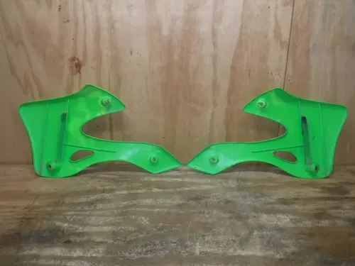 2000 KX250 Left Right Tank Shroud Plastics KX 125 250 1999 2001 2002 GAS Tank