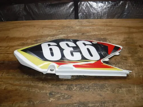 2001 Rm250 Suzuki Left Side Rear Number Plate Plastics Plastic # 939