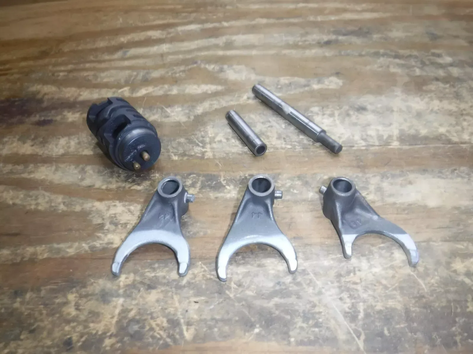 2011 Kx450f (A) Transmission Drum Forks Rod Rods Selector Rotor