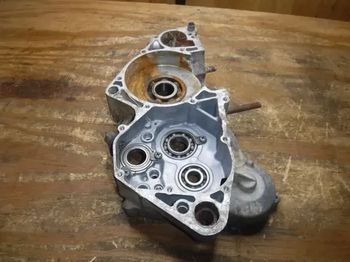 2000 Rm250 Right Side Crank Case Crankcase Bottom End Kicker Side 1996 - 2000