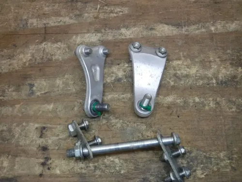 2022 CRF450R Motor Mounts Upper Lower Bolts 2021 2023 2024 CRF 450R HONDA OEM