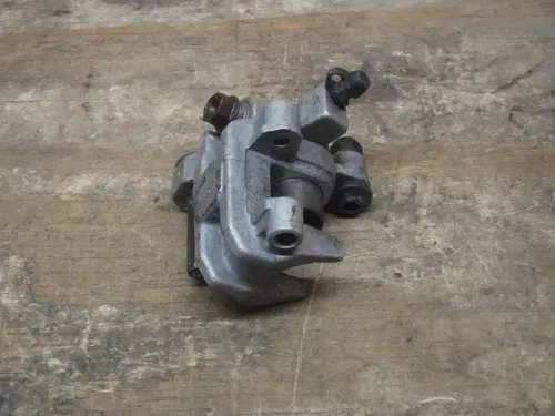 2006 CRF250r CRF450r Rear Brake Caliper 2005 2007 2008 2009 2010 2011 2012 HONDA