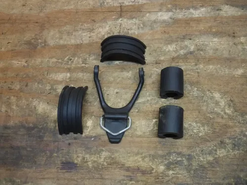 2006 RM85 Gas Tank Straps Pads Rubber Frame 2002 2003 2004 2005 2007 2008 - 2023