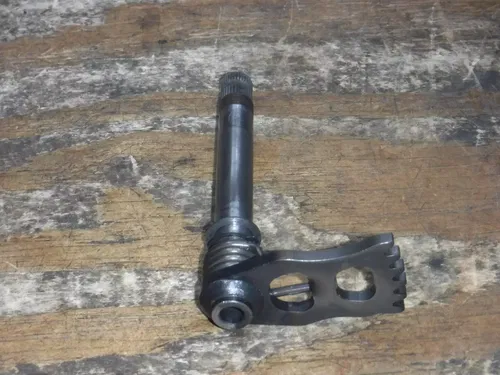 2002 Rm125 (B) Suzuki Shifter Shift Shaft Linkage Plate Controls