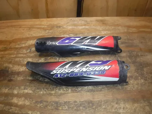 2010 CRF250r (A) Front Forks Guard Plastics Fender Frame