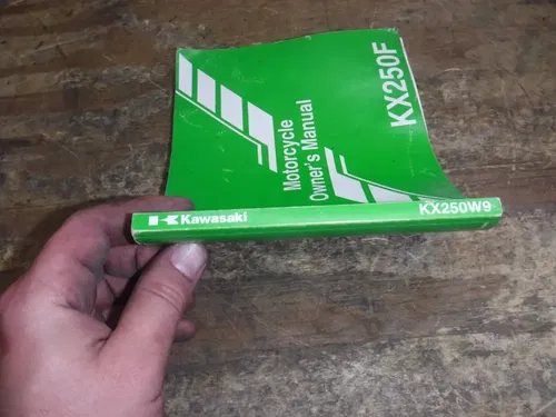 Kx250f (M12) Kawasaki Owner's Manual