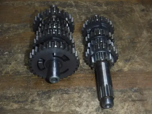 1998 Yz125 Transmission Main Counter Shaft Gear Box 1996 - 2001