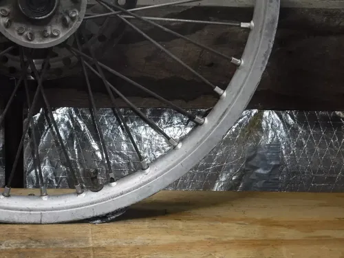1996 Yamaha Yz125 Front Wheel Hub Spokes Rim Complete
