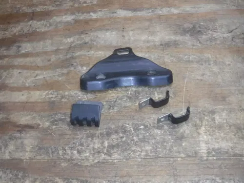 2013 Rmz450 Gas Tank Pad Rubber Frame Holder 2008 2009 2010 2011 2012 2014 2015