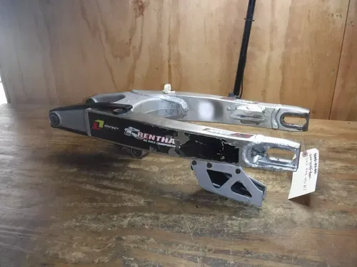 2012 RMZ450 (#1) Swing Arm Swingarm Suspension Rear Arm