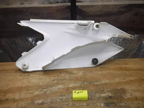 2002 Rm125 Right Side Rear Number Plate White