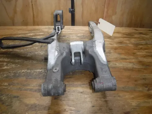2004 Yz250 Swing Arm Swingarm Suspension Rear Arm