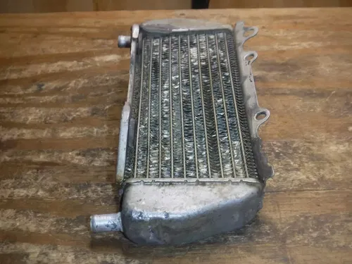 1995 Kx250 Left Side Rad Radiator Fins Honeycomb Coolant Water