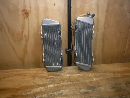 1999 KTM250sx Radiators Rad Left Right Side Fill Pressure Cap