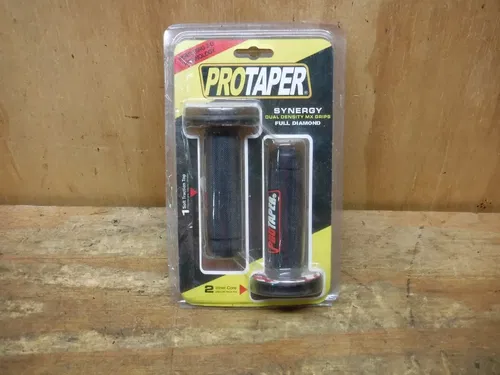 M22 ProTaper Grips Red/Black 7/8" Handlebars Bars CRF CR RMZ RM YZ YZF KXF KTM