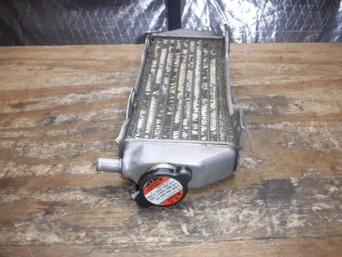 2002 Rm125 (B) *For Parts Or Repair* Right Side Radiator Rad Coolant Water Comb