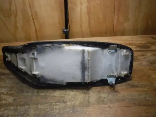2004 Rm250 Seat Cover Foam Body Base Plastic Pan Complete 2001 - 2008