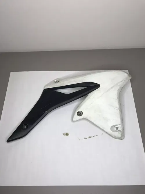 2014 Rmz 250 Right Side Tank Shroud Plastic White