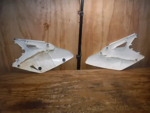 2009 RMZ450 Left Right Rear Number Plate Plastics Plastic Body