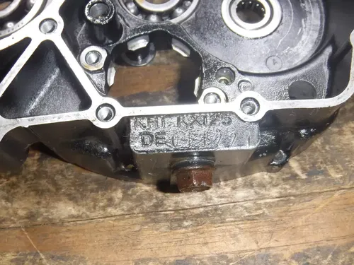 1986 Kx125 Kawasaki Crankcase Left Right Set Crank Case