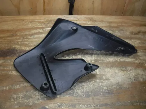 2000 Cr125 Right Side Front Shroud Fairing Plastic Black Body