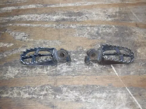 2002 Yz426f Yamaha Foot Rests Pegs Frame Fittings Boot Pedal