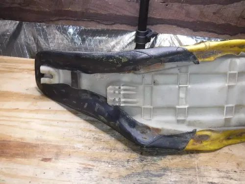 Rm125 Seat Cover Foam Base Pan Body Complete 1991 (A)