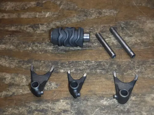 1987 Kx80 Transmission Drum Forks Rods Gear Selector Shift Linkage